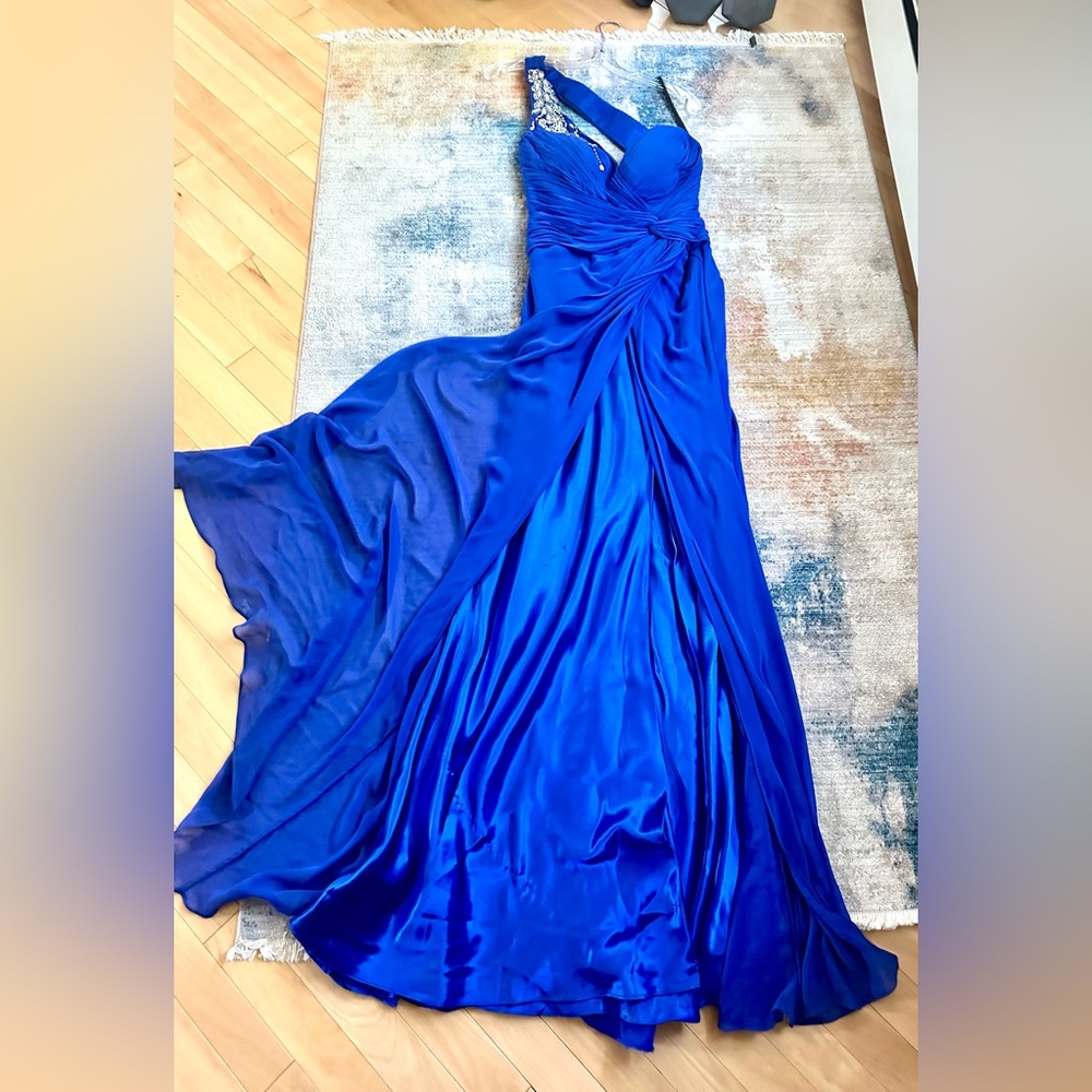 Anny Lee Evening Gown - Picture 3 of 6